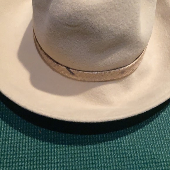 ?? KOKIN New York Hat Cream Color - Good Condition - Fancy Lady ?? main image 6